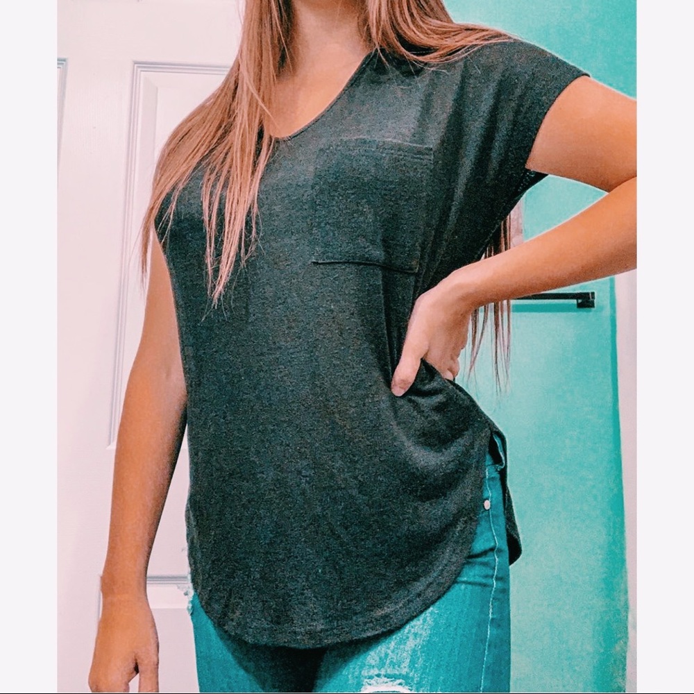 Black tee